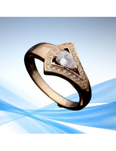 Anillo triángulo con piedra estilo Bvlgari 2
