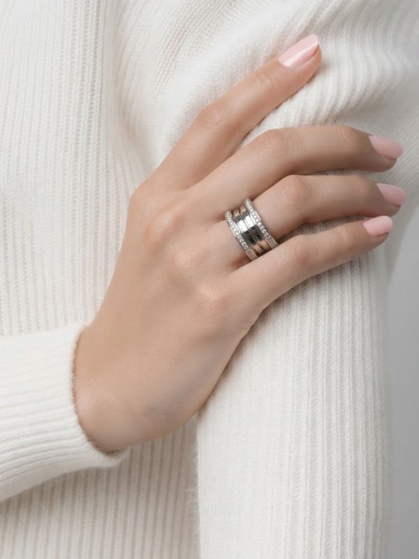 Novedoso Anillo Acero 316L Mujer Diseño Italiano hover