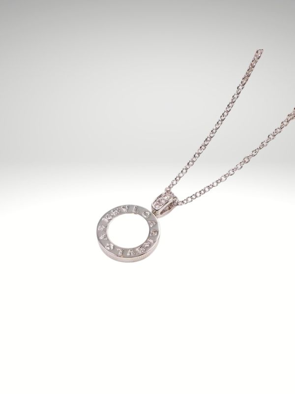 Colgante de acero 316L diseño italiano modelo medalla Piedra blanca Plateado