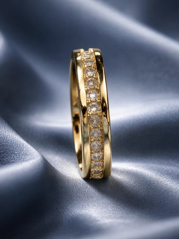Anillo Acero fino circonitas dorado