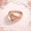 Anillo Acero inoxidable triángulo brillantes rosado