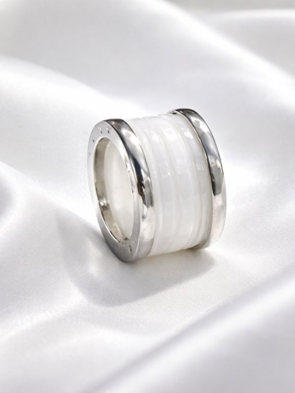 Anillo Acero 316L Cerámica Blanca Cautivador