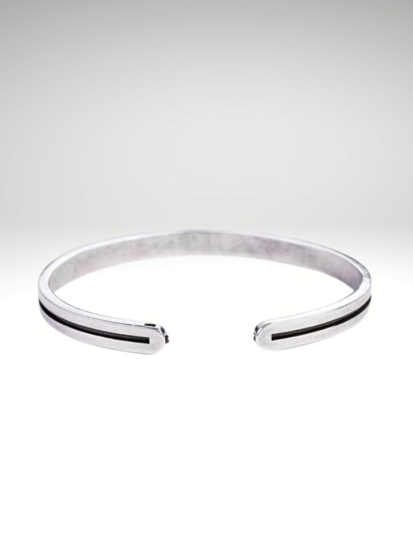 Pulsera hombre plata envejecida adaptable estilo vintage.